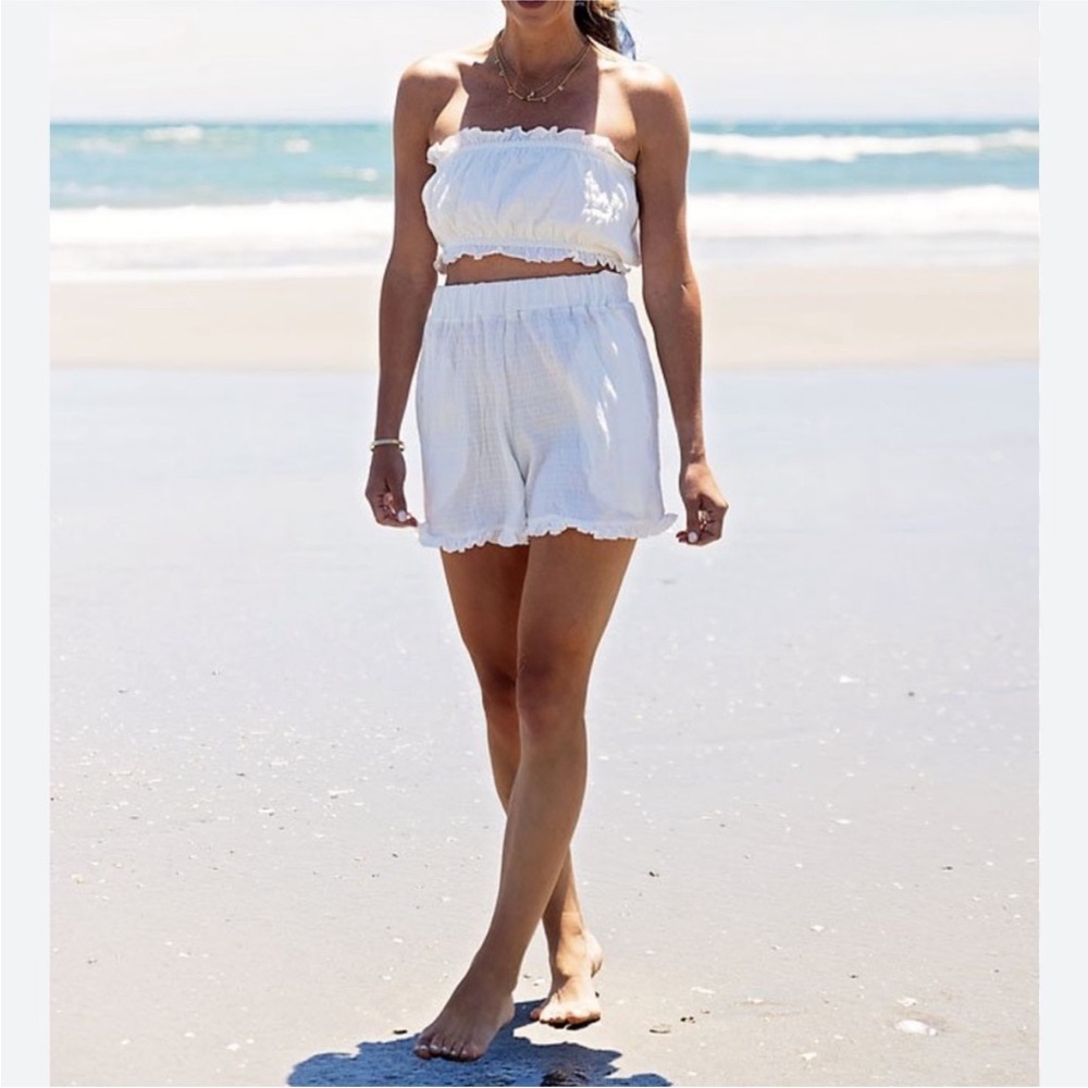 Free People Twyla Beach Shorts Top Bandeau Bra Set M Ivory White Free-EST - Picture 10 of 15